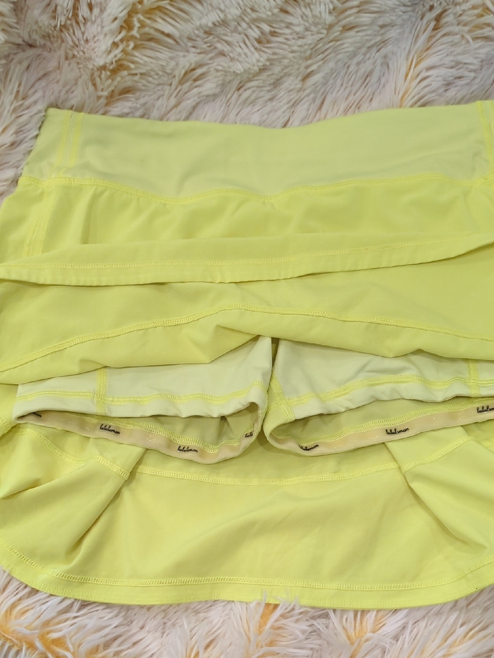 ❣️👗❣️Lululemon Pace Rival Tennis Golf Running Skirt Mid-Rise Neon Yellow❣️👗❣️ - Picture 6 of 9